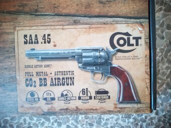 CO2 revolver - 2