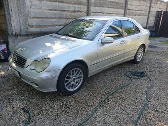 Predám mercedes w203 c320cdi 105kw - 2