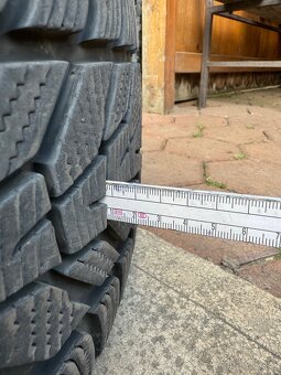 Hankook Winter icept evo3 235/35 R19 - 2
