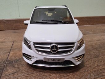 Mercedes Benz V-Klasse Model 1:18 - 2