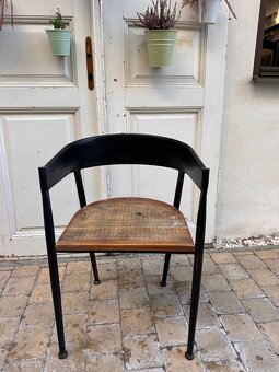 Kaviarenska stolička - 2