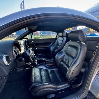 Audi TT Coupé 1.8 T - 2