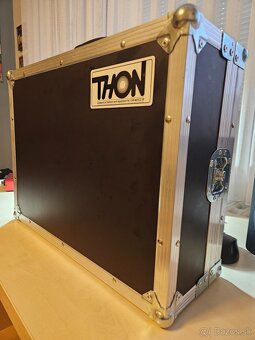 Pedalboard & kufor Thon - 2