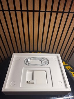 Apple MacBook Pro 14" M1 Pro / 16GB RAM / 1TB SSD - 2