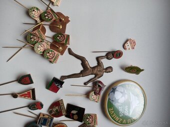 Futbalové odznaky. Šport.Futbal.FIFA . - 2