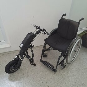 Športový odľahčený vozík pre imobilných s el. motorom - 2