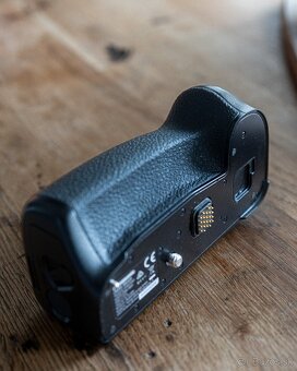 Batériový grip Panasonic DMW-BGG9E - 2