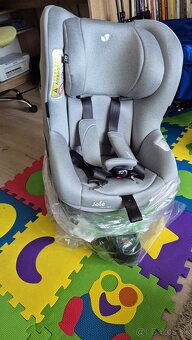 Predám autosedačku JOIE i-Spin 360° pre deti 0-18 kg - 2