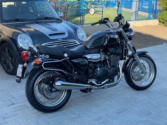 Triumph Legend - 2