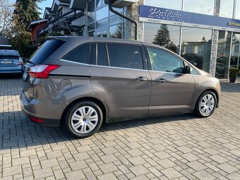 Grand C-MAX 1.6 Benzín 7-Miestne - 2
