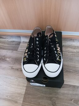 CONVERSE nové nenosené veľkosť 42 - 2
