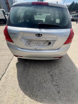 Kia Ceed 2011 1,6 66kw - 2