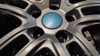 Predám zimný set 17"-5x108+205/55r17 Dunlop ako new - 2