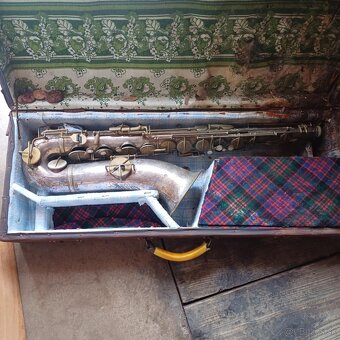 Starý saxofón C.A. Wunderlich – zberateľský kus, originál vi - 2