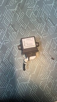 Riadiaca jednotka natáčania svetlometov - 2