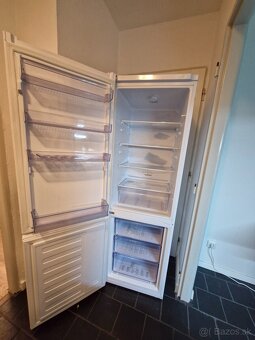 Kombinovaná chladnička s mrazničkou Beko 262L - 2