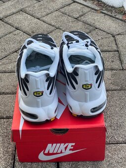 Nike Air Max Plus TN – čierno-biele - 2