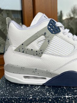 Jordan 4 Retro Midnight Navy - 2