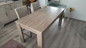 Predám stôl a 4 stoličky - 2