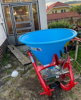 Rozmetadlo umelého hnojiva - 2