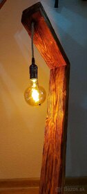 Lampa z dreva - 2