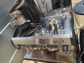 Profesionálny Kávovar WEGA - 2