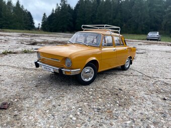 Škoda 100 1:8 Deagostini - 2