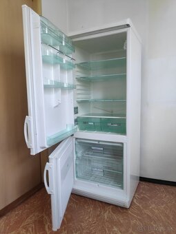 Chladnička s mrazničkou - 2