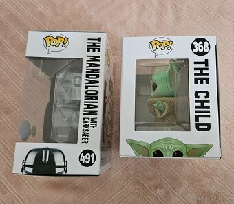 Funko Pop Star Wars The Mandaloria 491 GITD The Child 368 - 2