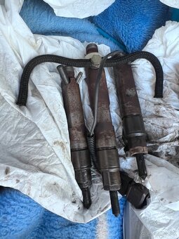 Trysky 1.9 Tdi 66kw - 2