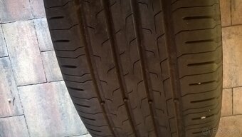 LETNÉ 235/55 R18 104V XL CONTI cca 5-6 mm 2022 už od 25 €/ks - 2