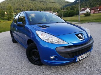 Peugeot 206 + 1,4 55kw klimatizácia, alarm, elektrické okná - 2