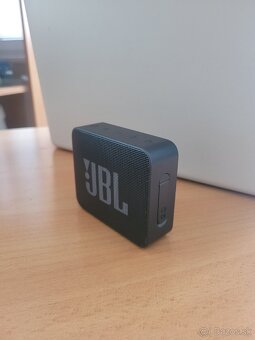 Prenosný reproduktor JBL GO Essential 2 čierny - 2