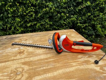STIHL HSE 61 – elektrické nožnice na živý plot - 2