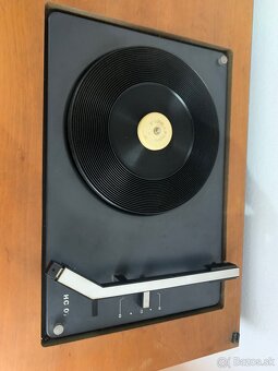 Gramoradio TESLA 1026A - 2