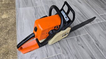 Stihl MS250 - 2