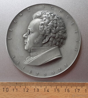 AE medaila 1928 Franz Schubert - jednostranná, postriebrená - 2