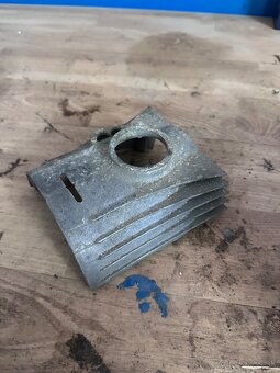 Kryt karburator jawa kyvacka panelka - 2