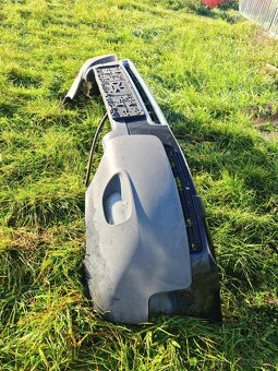 Predám predný nárazník volvo XC90 - 2