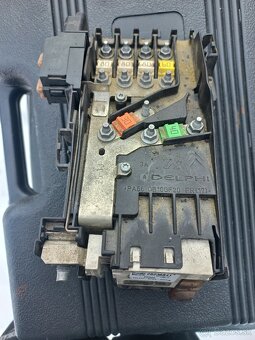 Predám modul regulátora napätia Peugeot 5008 - 2