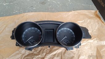 Budíky škoda Superb 2 maxidot 2,0 TDI CBBB - 2