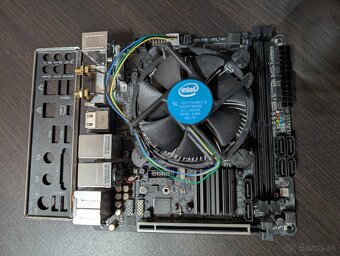 GIGABYTE GA-Z270N-WIFI - 2