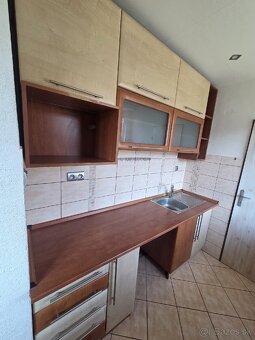 Kuchynská linka - 2