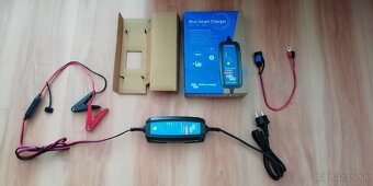 Nabíjačka batérií Victron Energy 12V, 5A - 2