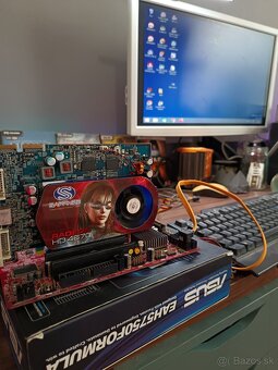 Sapphire HD 4670 - 512 MB - 2