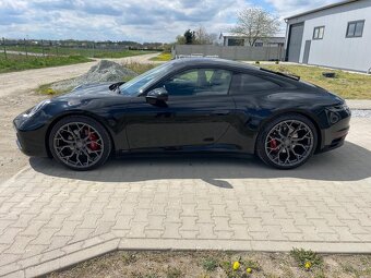 Porsche 911 Carrera 4 - 2