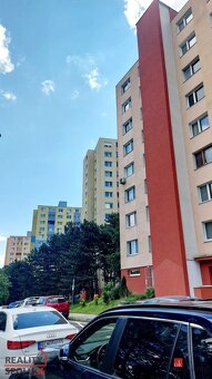 Krasny 4 izbový byt Dúbravka - 2