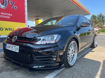 Volkswagen Golf 7 GTI - 2
