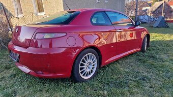 Alfa romeo GT 1.9 jtd 110kw - 2