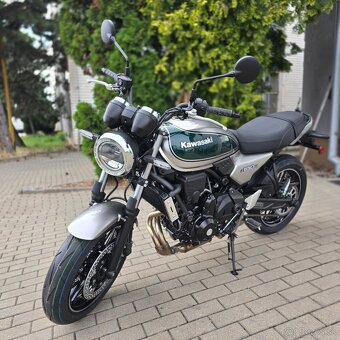 Kawasaki Z650 RS Classic - 2